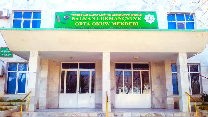 BALKAN LUKMANÇYLYK ORTA OKUW MEKDEBI