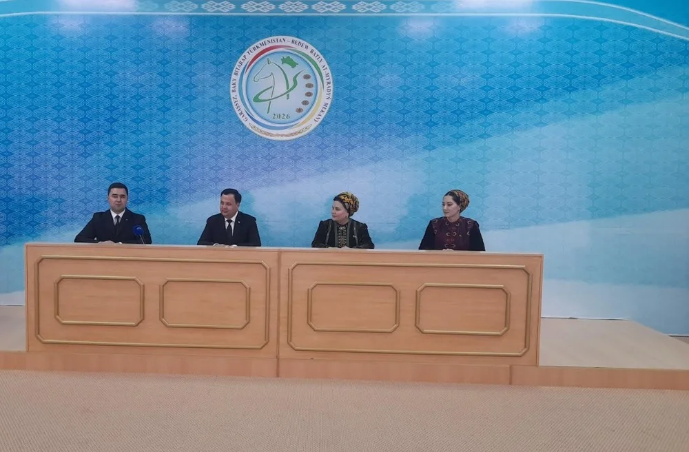 Türkmen döwlet ykdysadyýet we dolandyryş institutynda syýasy söhbetdeşlik geçirildi
