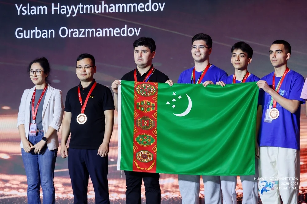 Türkmen talyplary «Huawei ICT Competition 2025–2026» bäsleşiginde 3-nji orna mynasyp boldylar