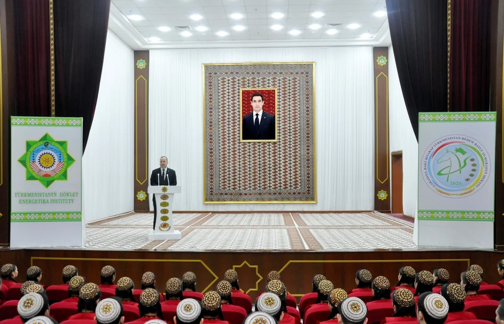 Ylmy-amaly maslahat geçirildi