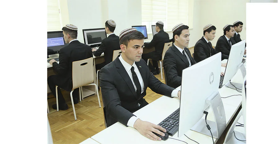 Döw­re­bap ugur­la­r ös­dürilýär
